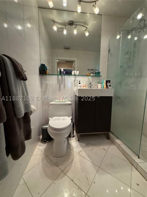 1600 Michigan Ave 1, Miami Beach FL - photo 7 of 14