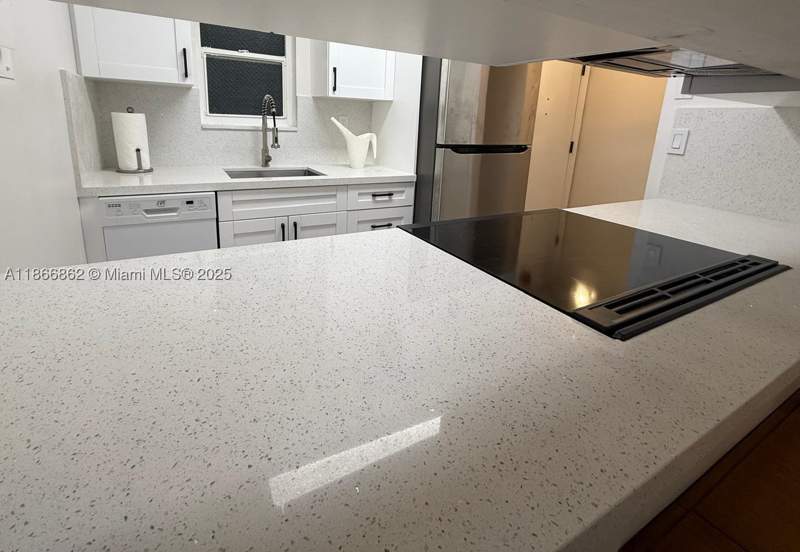 2 bedroom Condominium at 160 SW 30th Ave 109A, Flagler Plaza Condo, Miami — photo 4
