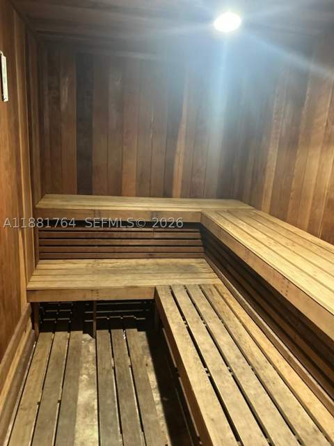 1621 Collins Ave 701, Miami Beach FL - photo 10 of 17
