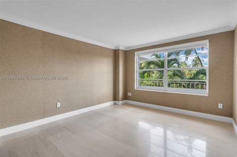 155 Ocean Lane Dr 300, Key Biscayne FL - photo 16 of 37
