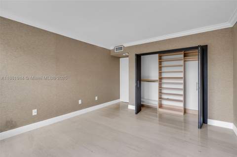 155 Ocean Lane Dr 300, Key Biscayne FL - photo 17 of 37