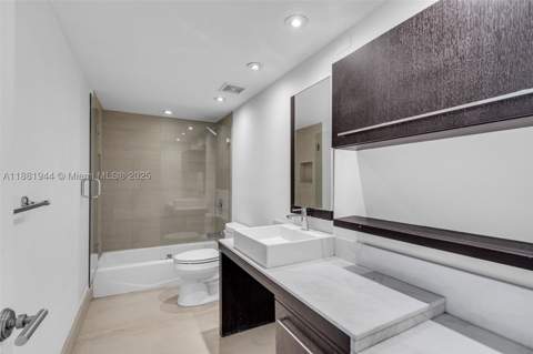 155 Ocean Lane Dr 300, Key Biscayne FL - photo 18 of 37