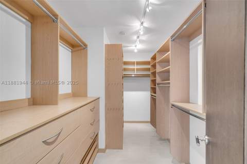 155 Ocean Lane Dr 300, Key Biscayne FL - photo 24 of 37