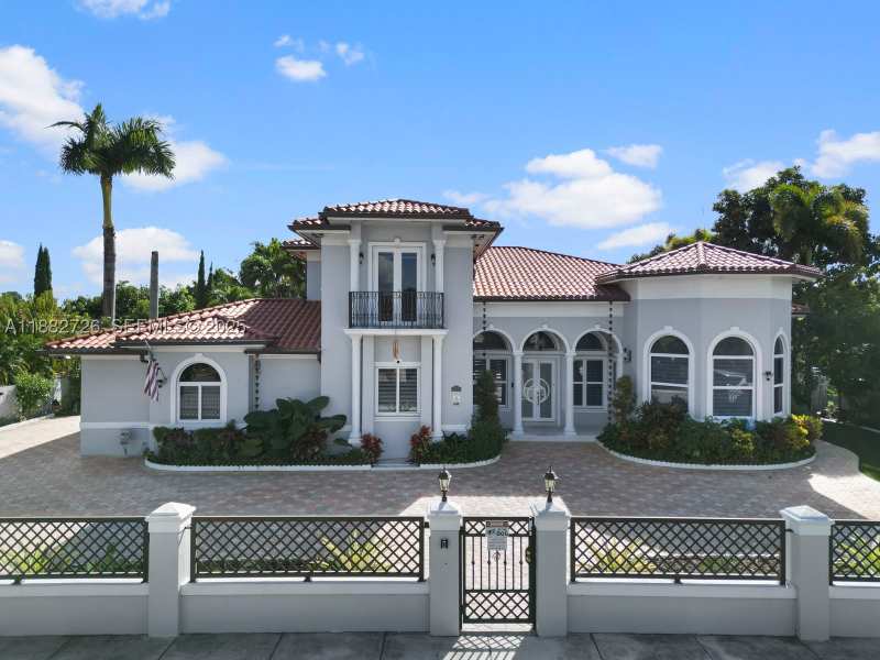 5 bedroom SingleFamilyResidence at 12770 SW 188th St, South Springs Homes, Miami — photo 1