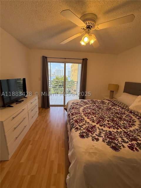 17801 N Bay Rd 505, Sunny Isles Beach FL - photo 15 of 27