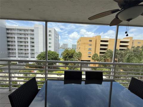17801 N Bay Rd 505, Sunny Isles Beach FL - photo 21 of 27
