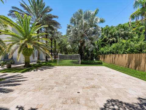 3917 SW 42nd Avenue, Miami FL - photo 13 of 60