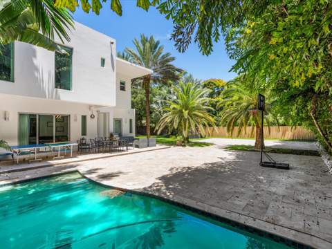 3917 SW 42nd Avenue, Miami FL - photo 16 of 60