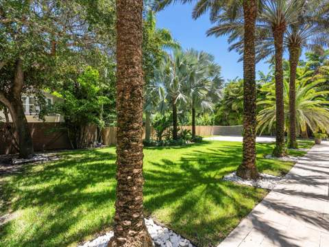 3917 SW 42nd Avenue, Miami FL - photo 9 of 60