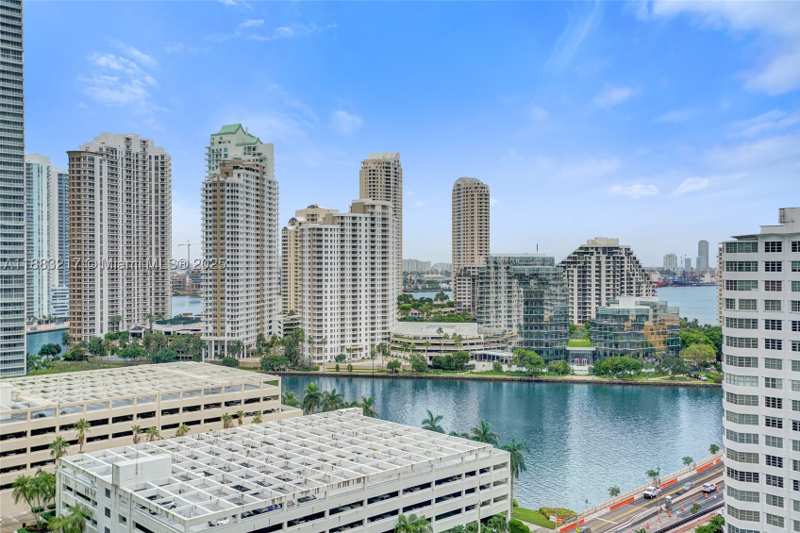 2 bedroom Condominium at 950 Brickell Bay Dr 1704, The Plaza 851 Brickell Co, Miami — photo 1