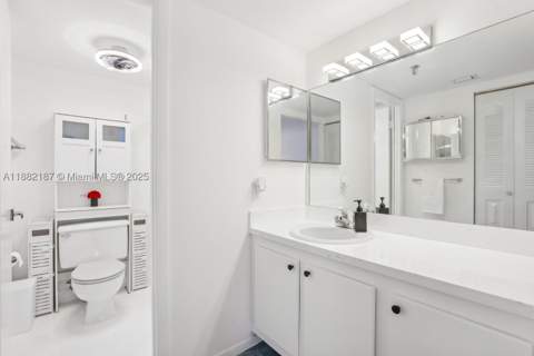 1345 West Avenue 304, Miami Beach FL - photo 10 of 30