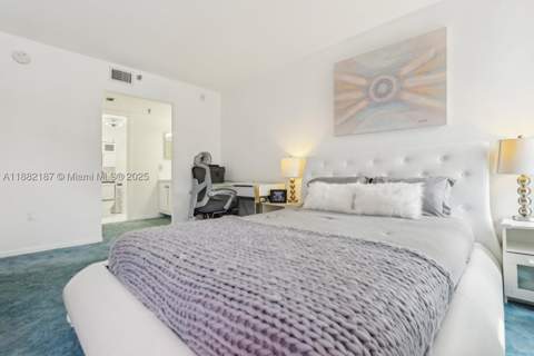 1345 West Avenue 304, Miami Beach FL - photo 7 of 30