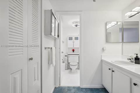 1345 West Avenue 304, Miami Beach FL - photo 9 of 30