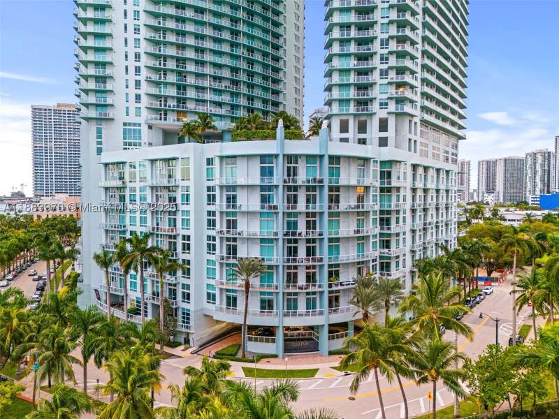 2 bedroom Condominium at 1900 N Bayshore Dr 4018, Quantum On The Bay Condo, Miami — photo 4