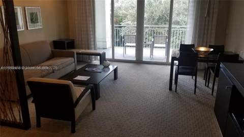 5300 NW 87th Ave 415, Doral FL - photo 6 of 11