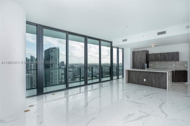 4 bedroom Condominium at 480 NE 31 St 3101, Gran Paraiso Condo, Miami — photo 2