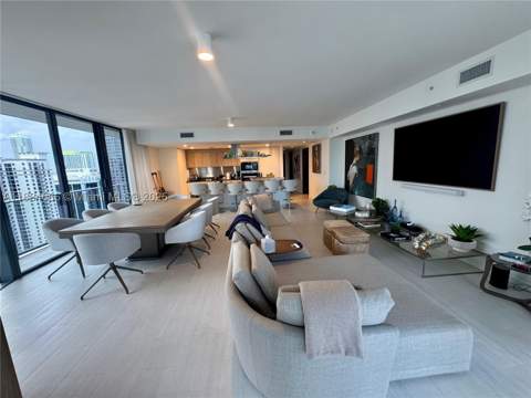 1000 Brickell Plz 3302, Miami FL - photo 13 of 26