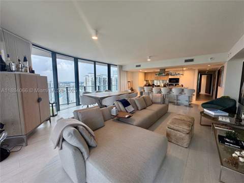 1000 Brickell Plz 3302, Miami FL - photo 15 of 26