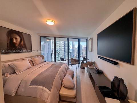 1000 Brickell Plz 3302, Miami FL - photo 18 of 26