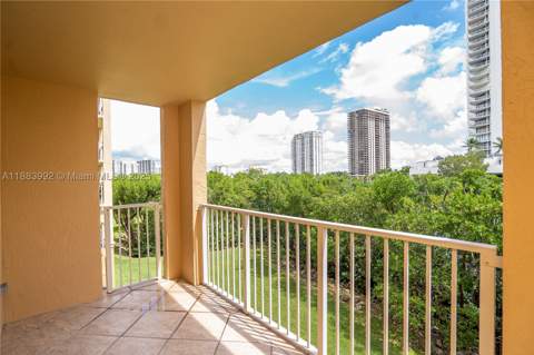 19601 E Country Club Dr 7308, Aventura FL - photo 15 of 55