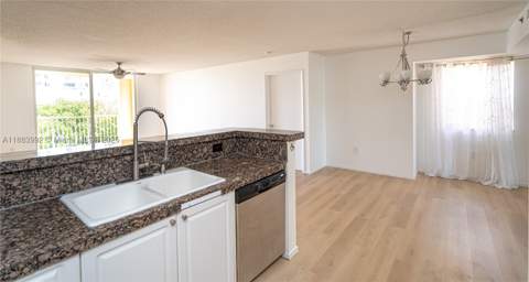 19601 E Country Club Dr 7308, Aventura FL - photo 7 of 55
