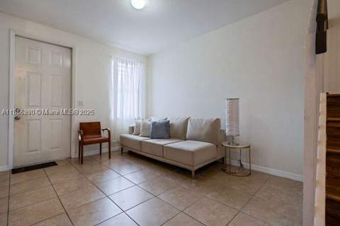 10806 SW 240th Ln, Homestead FL - photo 8 of 22