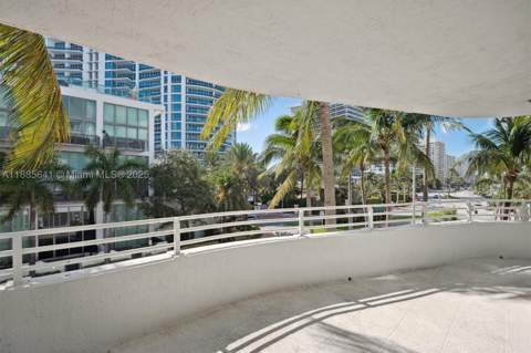 5970 Indian Creek Dr 302, Miami Beach FL - photo 14 of 20