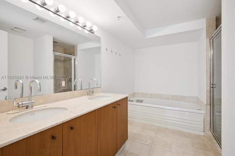 5970 Indian Creek Dr 302, Miami Beach FL - photo 7 of 20
