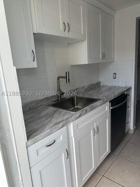 360 Meridian Ave 4C, Miami Beach FL - photo 7 of 14