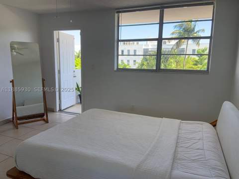 360 Meridian Ave 4C, Miami Beach FL - photo 9 of 14