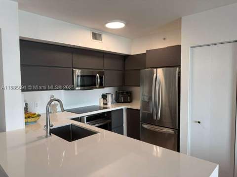 1155 Brickell Bay Dr 1408, Miami FL - photo 6 of 11