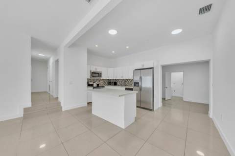 16010 NE 5th Avenue, Miami FL - photo 11 of 59