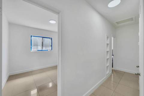16010 NE 5th Avenue, Miami FL - photo 21 of 59