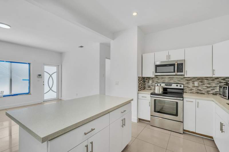 3 bedroom SingleFamilyResidence at 16010 NE 5th Avenue, Fulford Highlands Add 03, Miami — photo 5