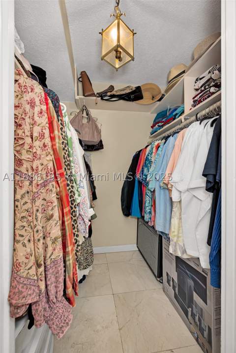 2750 NE 183rd St 2204, Aventura FL - photo 13 of 31
