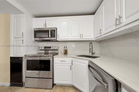2750 NE 183rd St 2204, Aventura FL - photo 17 of 31