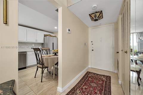 2750 NE 183rd St 2204, Aventura FL - photo 18 of 31