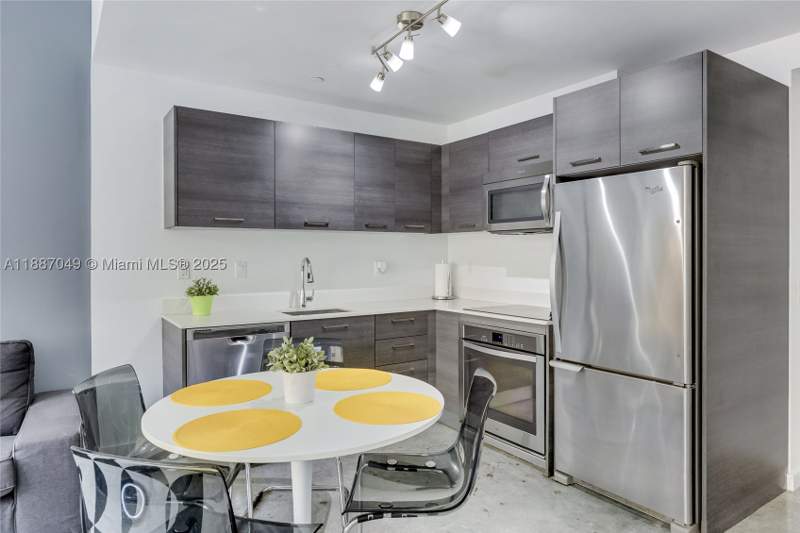 1 bedroom Condominium at 151 SE 1st St 1003, Centro Condo, Miami — photo 3