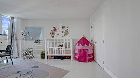 100 Bayview Dr 1931, Sunny Isles Beach FL - photo 21 of 43