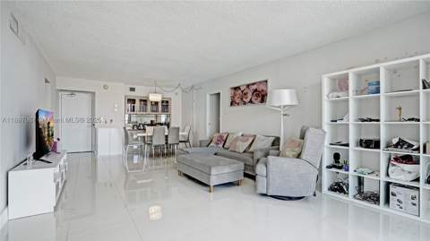 100 Bayview Dr 1931, Sunny Isles Beach FL - photo 8 of 43