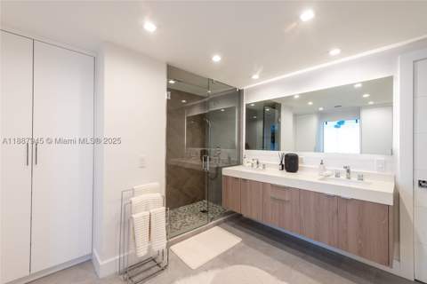 3801 Collins Ave 1502, Miami Beach FL - photo 19 of 40