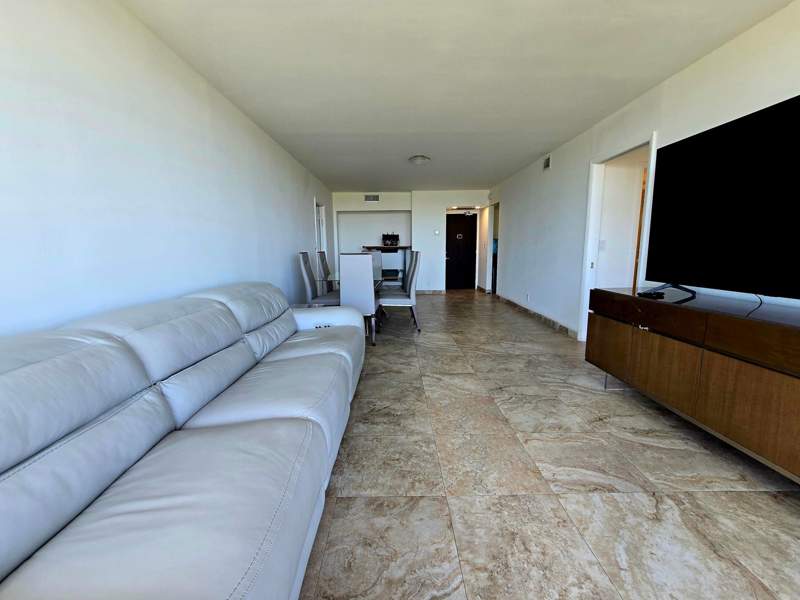 2 bedroom Condominium at 20335 W Country Club Drive 2208, Coronado Condo-Tower II, Aventura — photo 2