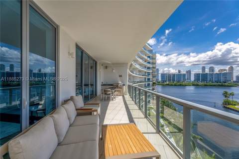 3250 NE 188th St 603, Aventura FL - photo 13 of 47