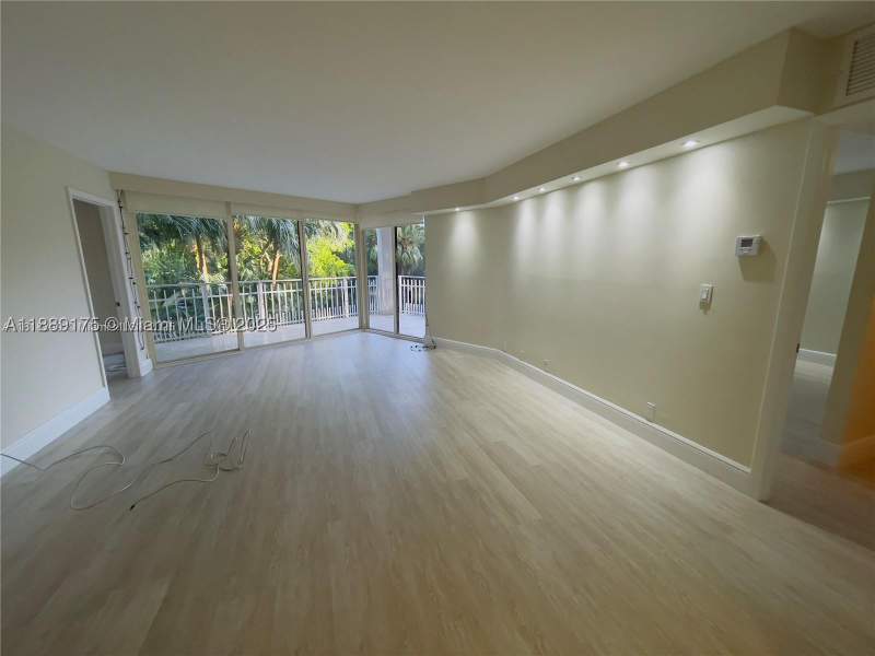 2 bedroom Condominium at 2000 Towerside 309, Towers Of Quayside Condo, Miami — photo 3