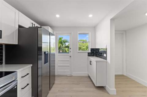 441 NE 195th Street 302, Miami FL - photo 23 of 30