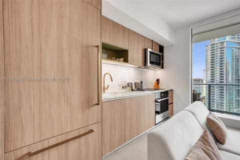 159 NE 6th St 3302, Miami FL - photo 15 of 55