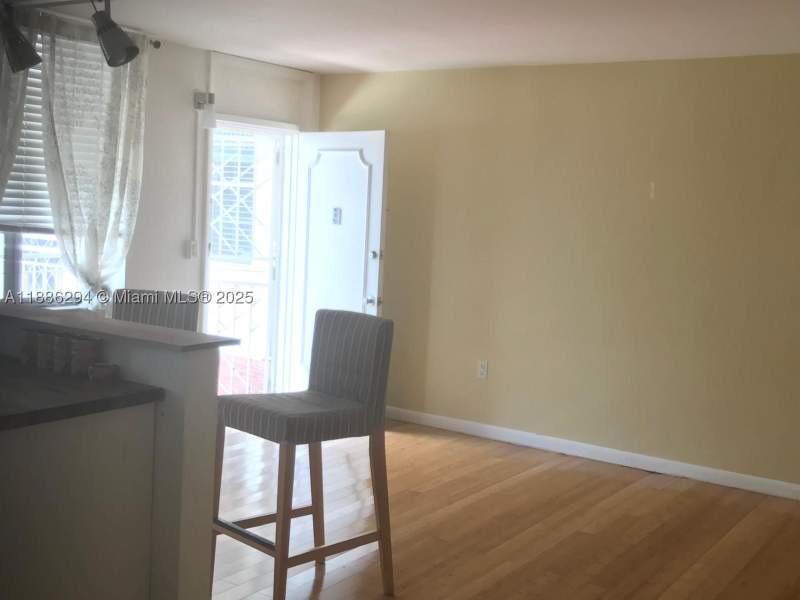 1 bedroom Condominium at 949 Pennsylvania Ave 309, Penn 10 Manor Condo, Miami Beach — photo 3