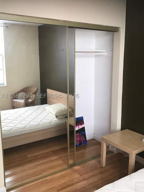 949 Pennsylvania Ave 309, Miami Beach FL - photo 6 of 10