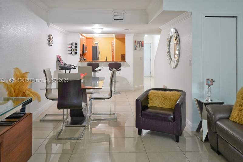 3 bedroom Townhouse at 1195 NW 124th Ave 2202, Puerto Bello Condo No 2, Miami — photo 5
