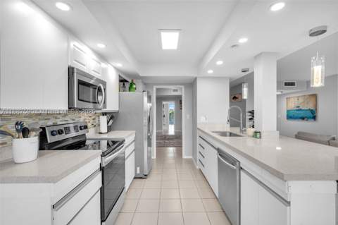 1000 Quayside Ter 505, Miami FL - photo 8 of 24